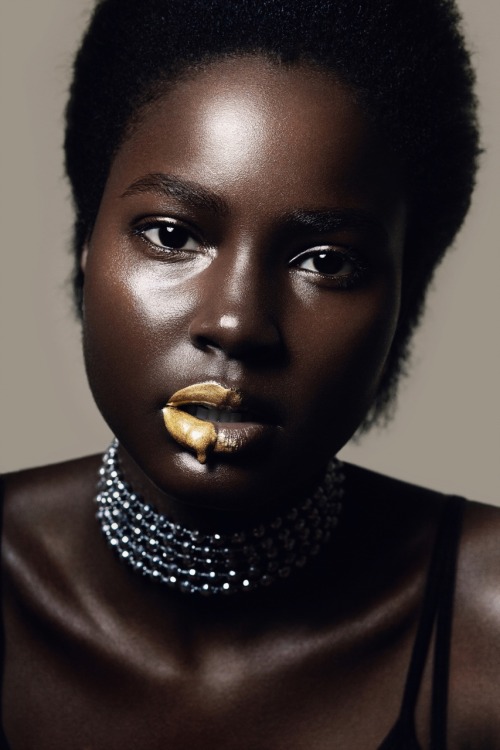 continentcreative:Lou Deng for FYI Journal by Veronica Formos