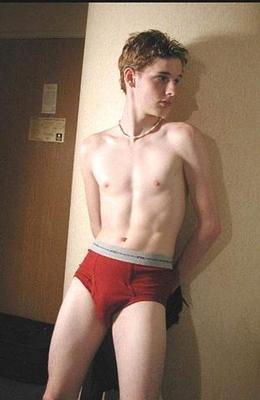 undie-fan-99:  Cute guy in his red FTL briefs