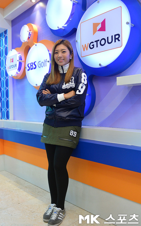 XXX lpgatights:  Bo-Mee Lee  South Korean golfer photo