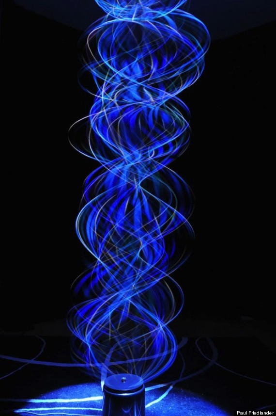 sixpenceee:  Incredible kinetic light sculptures from scientific artist Paul Friedlander