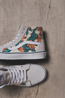 unstablefragments2:    VANS ‘VINTAGE ALOHA’ PACK (via Kicks-Daily)