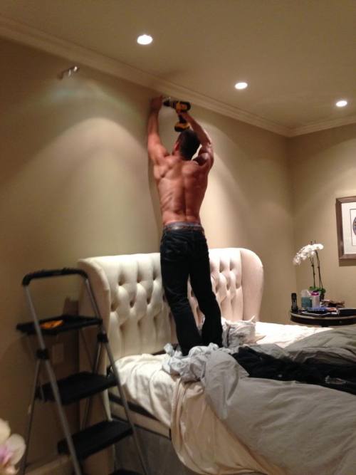 loveyourselfcompletely:  I don’t know what he’s fixing, but mine just broke.  foxicology I thought of you