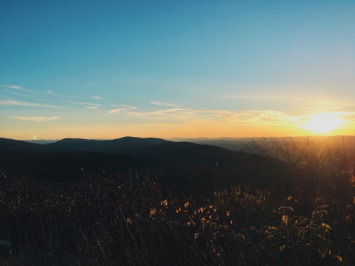 raytayphotography:Sorry I just love sunsets
