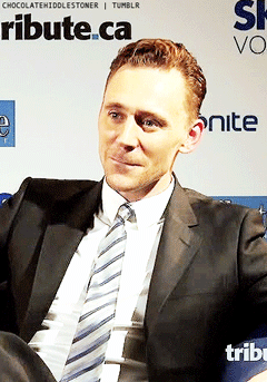 chocolatehiddlestoner-deactivat:  CAN YOU NOT!? 