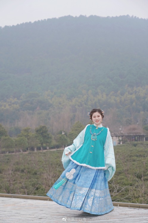 chinese hanfu by 四杠