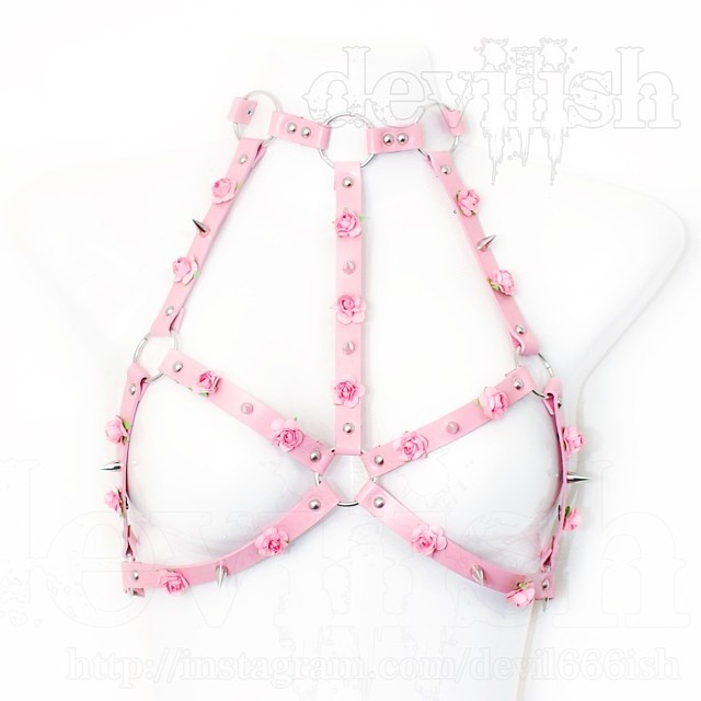 y2kbae:  ayujochuu:  Devilish Brand  ✨💖💎y2kbae 4 Eva💎💖✨