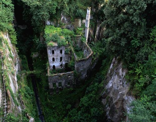 cuddlebugriki:  amaiseloquenteliberdade: 10 Amazing Abandoned Places Around the Globe Spree Park, Berlin, Germany  Hotel del Salto in Colombia - featured previously on Curious History Gulliver’s Travels Park, Kawaguchi, Japan Abandoned mill in Sorrento,