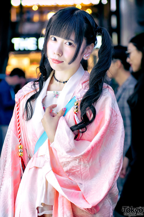 tokyo-fashion:  Japanese idol Shioringo on the street in Harajuku wearing a kimono jacket from Hayatochiri with Jenny Fax pants and ribbon laced Tokyo Bopper platform shoes. Full Look