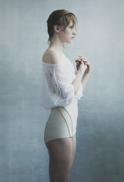 un&ndash;title-d:  Törst Jenny Sinkaberg by Julia Hetta for Rodeo Spring 2011 