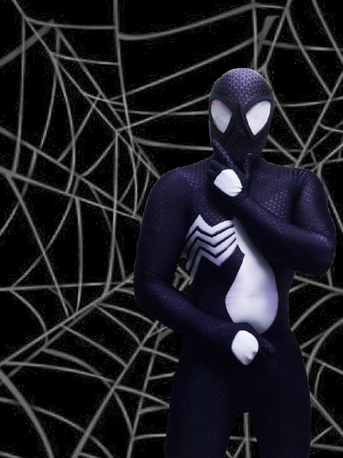 superherosidekickrobin:  So yeah this happened recently. I got caught in a spider web in the back yard and felt this tickle on my neck. Then a voice whispered “I can make you so powerful”….I screamed when I felt something sharp penetrate my skin