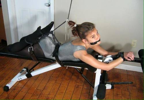 dorian2377: tied-up-woman: boundover: Finally using the gym equipment I bought her… If I was 