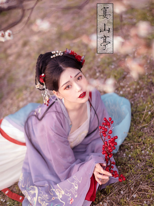 hanfugallery:chinese hanfu by 宴山亭