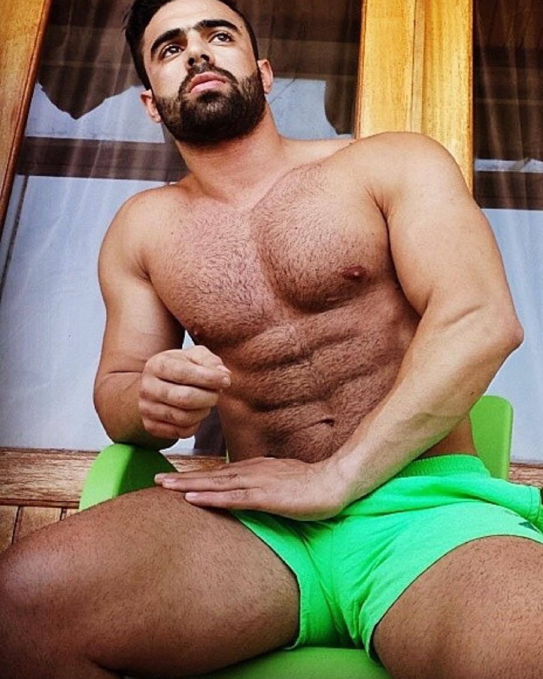 Follow my two hairy men blogs:http://sambrcln.tumblr.comhttp://hairysex.tumblr.com