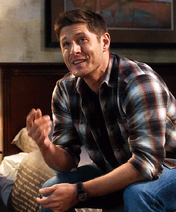 angvlicmish:  Dean watching Scooby Doo