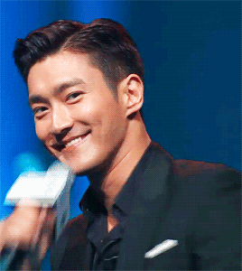 siwonz:I am Siwon Choi, your host for KCON 2018. 