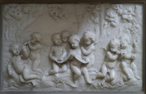 monumentraider: Chatsworth House, Cherub Frieze, marble on Flickr.