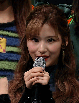 ayoshidae:  daily reminder: there’s an angel among us 💫