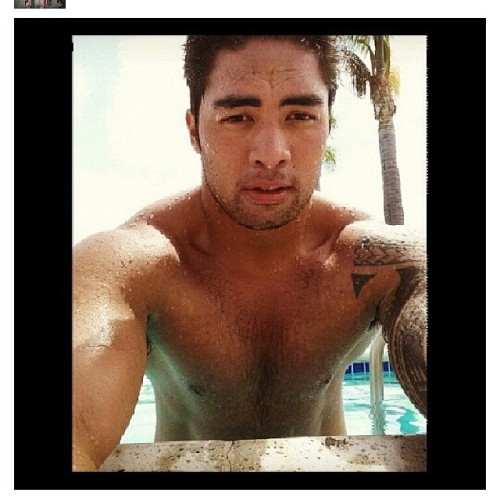 hothawaiianhunks:  Manti Te’o  