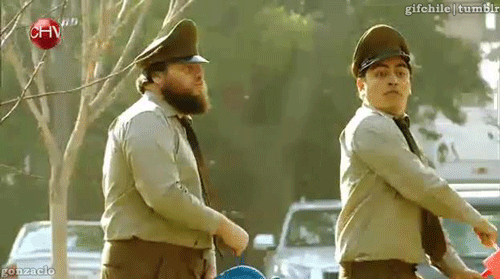gifchile:  Buenos días, Buenas tardes seguidores de GifChile :) (son las 12:00,