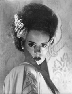 universalmonsterstribute:  Happy Birthday, Elsa Lanchester! (October 28, 1902)