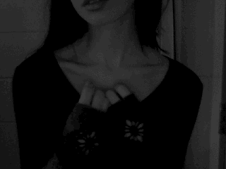 teeny-maira:  collarbones are one of my favorite porn pictures