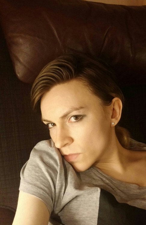 transgenderselfietime: Transgender Princessé says: being trans* and in transition, is fucking
