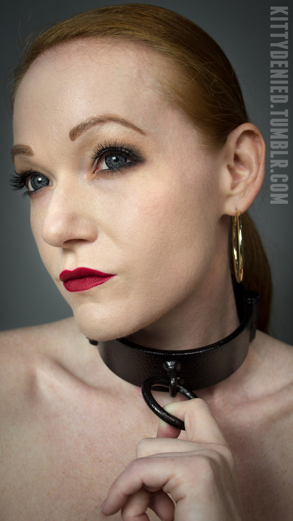 kittydenied:  I haven’t played with my shackle set from Dungeon Delights in awhile