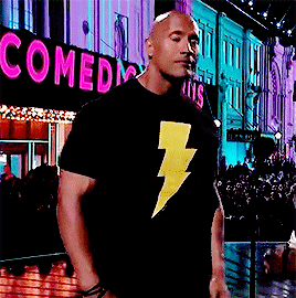 bhucewayne:Dwayne Johnson stanning for DC at the 2016 MTV Movie Awards