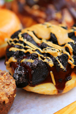 verticalfood:  Chocolate Oreo Doughnut with