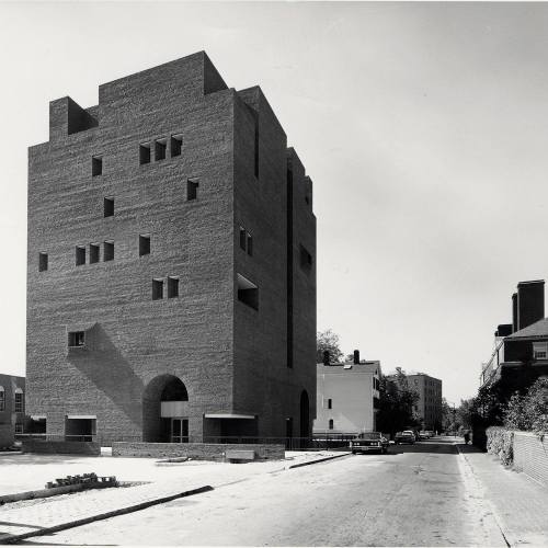 De Roy E. Larsen Hall, een kunst, architectuur en Ingenieursbibliotheek bij de Harvard University. E