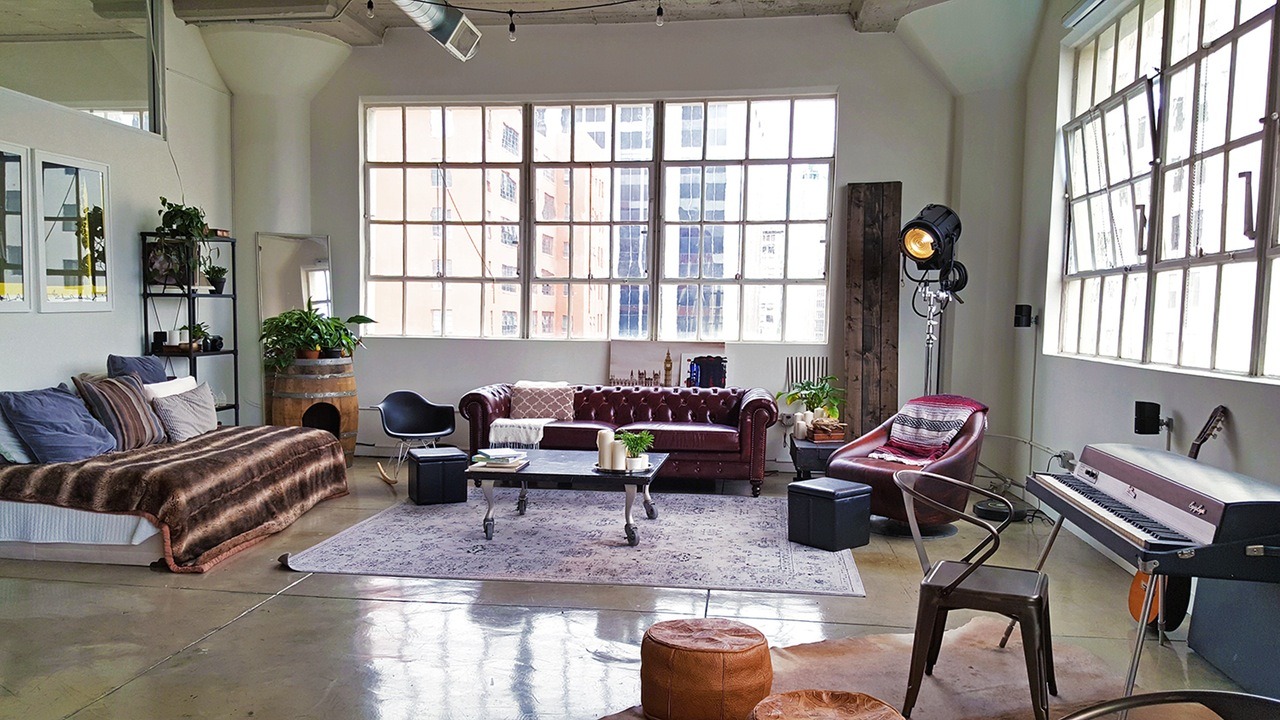 gravityhome:  Sunny industrial LA loft - floorplan   gravityhomeblog.com - instagram