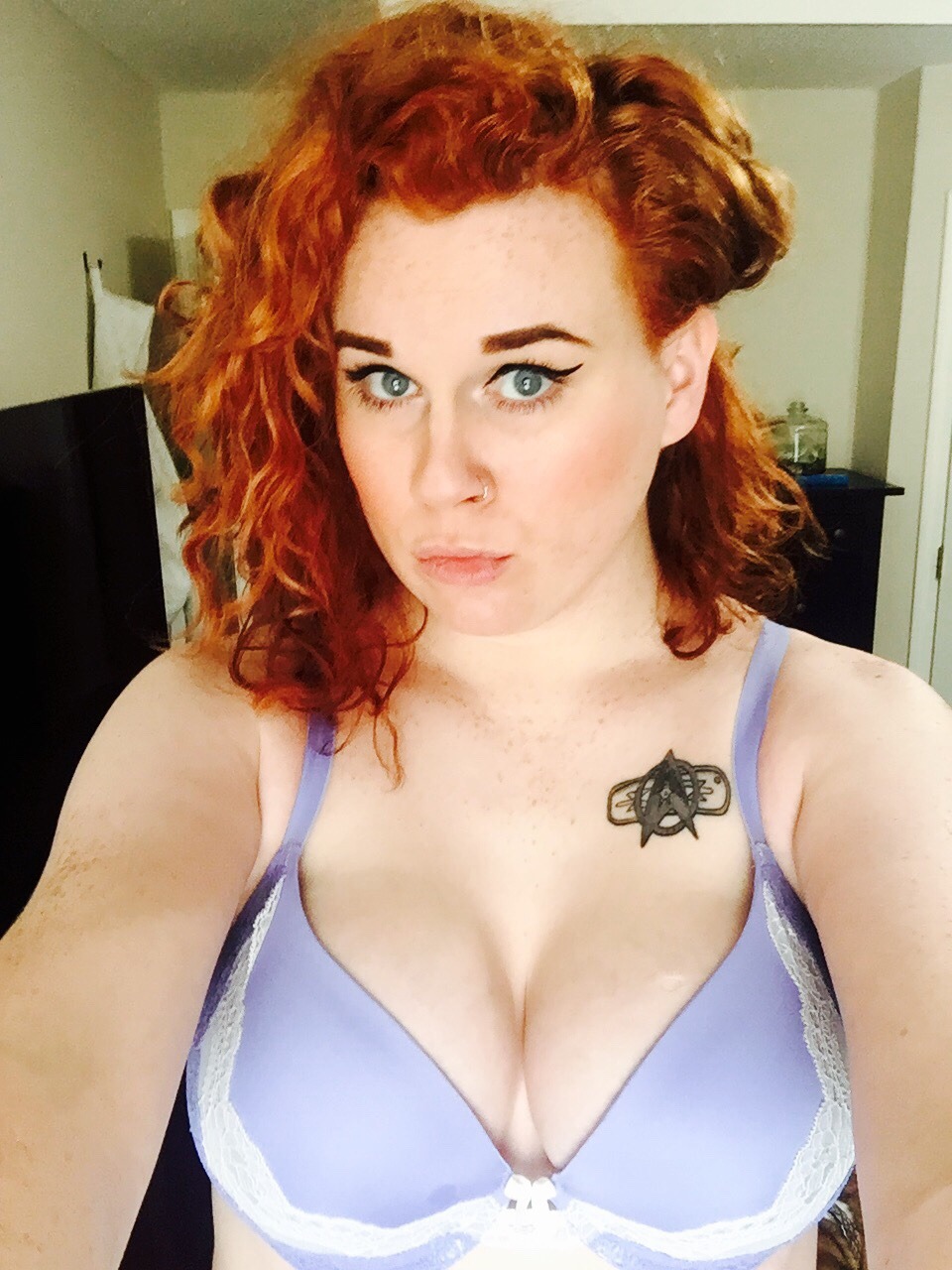 ainsley-shepard:  Sorry it’s been awhile since I’ve posted. Love you tumbls!