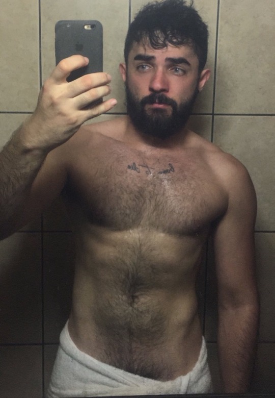 beardburnme2:  Ranebarbosa Twitter 