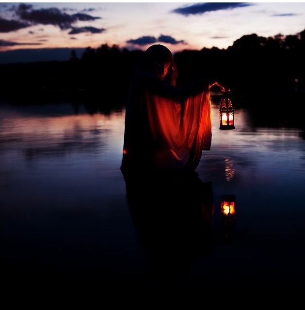 magickal-melancholy:witchydays:Witches, rise for I refuse to let you fall  ✬