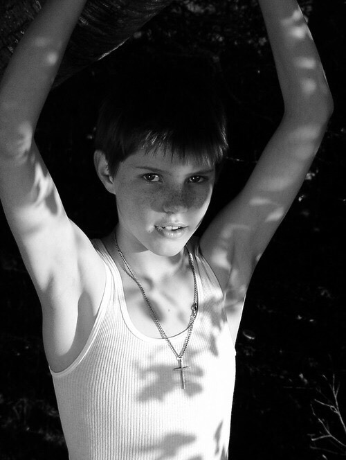 My nephew arrived yesteday, and he has grown up to be such a beautiful boy! Like his father, he is v