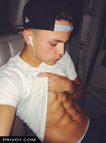 gay-boys-mind:  Potential prize….a membership to Privoy.com…