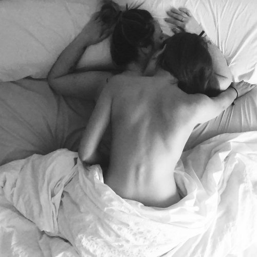 Jaegerdog2:  Blanket Me With Your Warm Naked Sexiness…