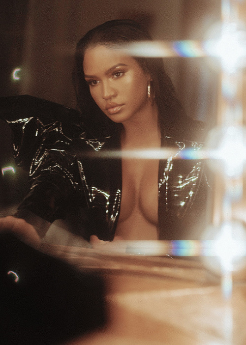 Porn femalepopculture:   Cassie for L’Officiel photos