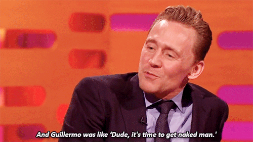 fromhiddleswithlove:Tom Hiddleston talking about Crimson Peak on the Graham Norton Show.Muchísimas g