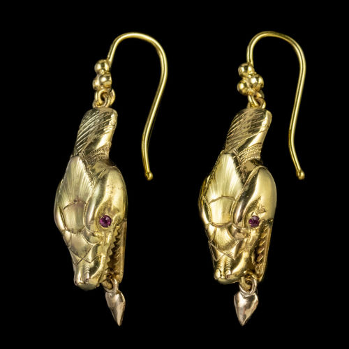 roses–and–rue:Victorian snake earrings, 9 ct gold with ruby eyes. 1880s.I am viscerally angry that t