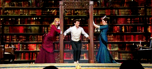 auroracyclearchive:gif challenge → vs. @aarontvuko​ ♦ round two↳ FAVOURITE TONY AWARDS PERFORMANCE +