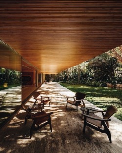 design-art-architecture: Casa Rampa, Marcio Kogan architect.