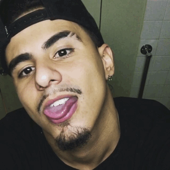 cloud9juicy:  Let me eat you papi
