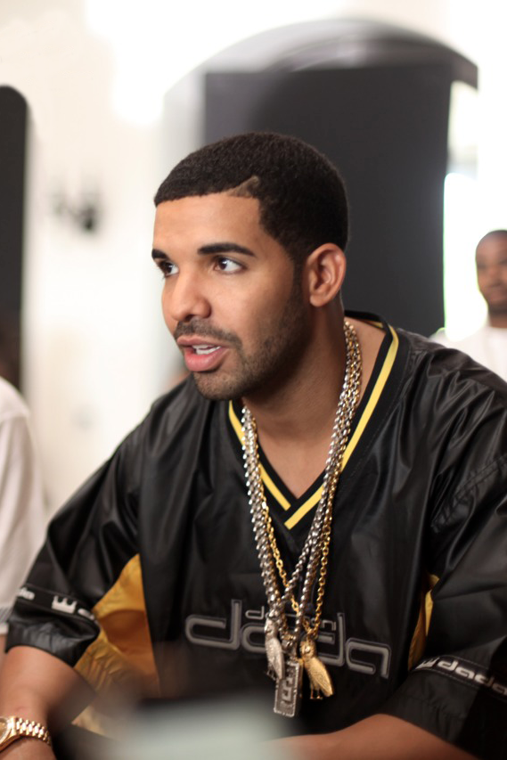 drakesaywhat:  No new friends, no new friends, no new friends, no, no, no 