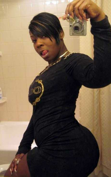 blackwomenlover:  Selfshooters