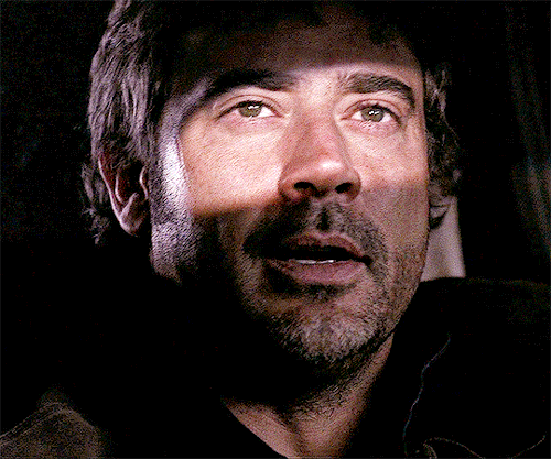 JEFFREY DEAN MORGAN As JOHN WINCHESTERSupernatural S01E20 Dead Mans Blood