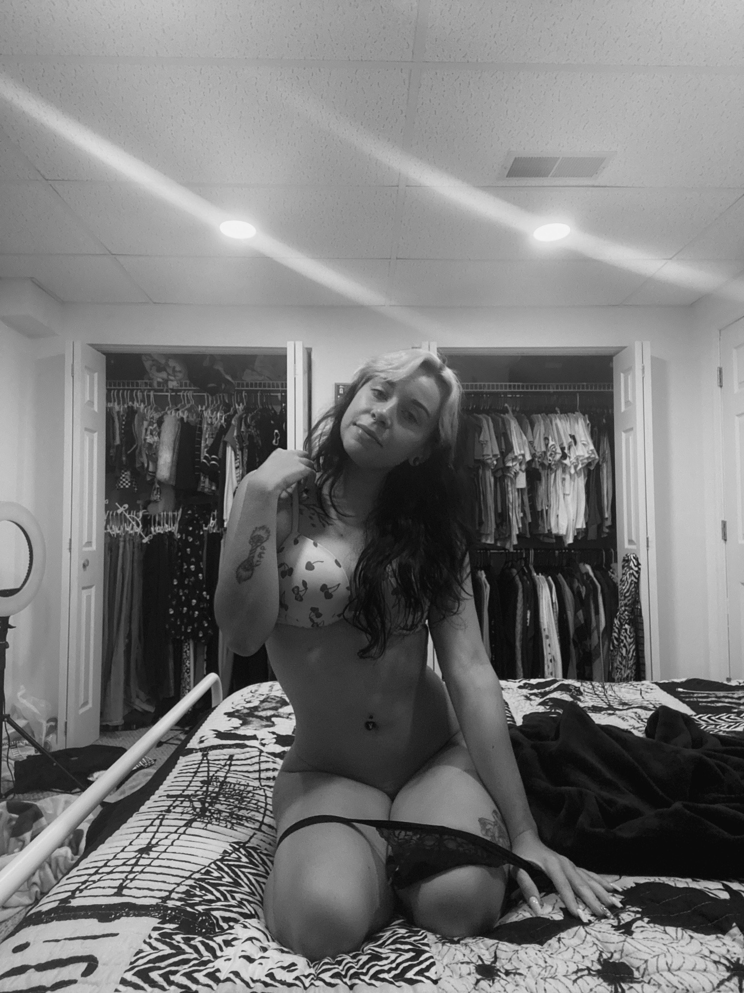 mooshtoosh:thought i’d drop in and say hi with a big post! ✌🏻