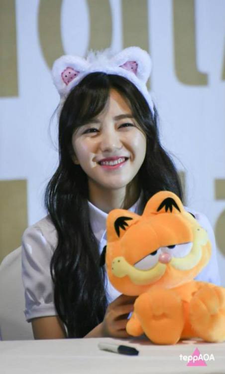 Mina (AOA) - Dongdaemun Fansign Event Pics