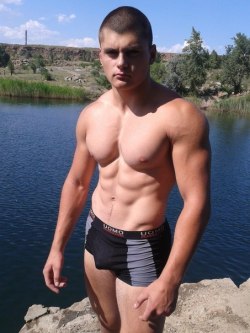 theruskies:  17 y.o. muscular Russian teen dominant Great body! I Get A Kick Out Of Russian Guys