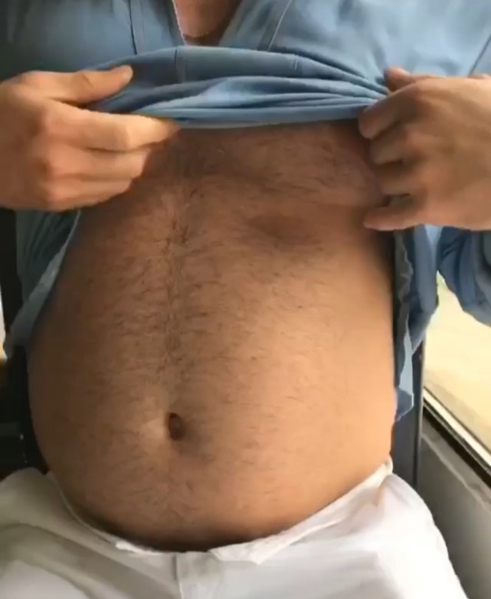 beachballbeerbelly:     Dont be shy buddy 